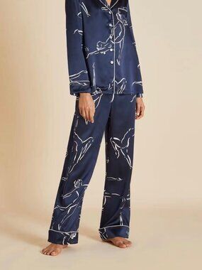 Olivia von Halle Lila Silk Pajama Set Navy Size Small Mulberry Silk Top & Pants